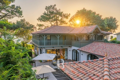 Villa à Pyla sur Mer &agrave; louer à partir de 14 500 € / semaine, Photo 17