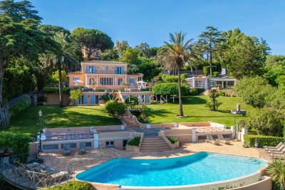 Villa à Saint-Tropez &agrave; louer à partir de 62 500 € / semaine, Photo 3