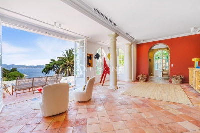 Villa à Saint-Tropez &agrave; louer à partir de 62 500 € / semaine, Photo 7