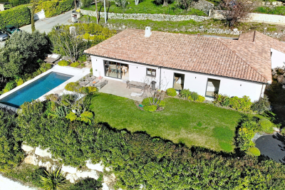 Maison &agrave; vendre &agrave; TOURRETTES-SUR-LOUP  - 5 pi&egrave;ces - 140 m&sup2; 