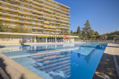 Appartement &agrave; vendre &agrave; NICE Le Righi - 2 pi&egrave;ces - 62 m&sup2; 