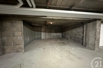 Parking/Garage &agrave; louer &agrave; PARIS 16EME    