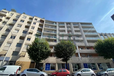 Parking/Garage &agrave; vendre &agrave; NICE    