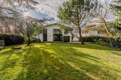 Maison &agrave; vendre &agrave; ARCACHON  - 7 pi&egrave;ces - 218 m&sup2; 