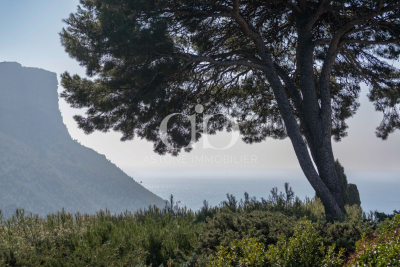 Maison &agrave; vendre &agrave; CASSIS Longchamp - 7 pi&egrave;ces - 287 m&sup2; 