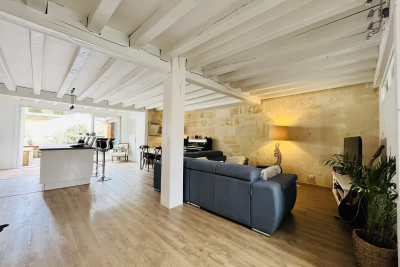 Maison &agrave; vendre &agrave; BORDEAUX  - 6 pi&egrave;ces - 161 m&sup2; 