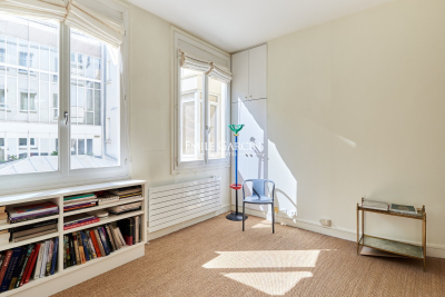 Appartement &agrave; vendre &agrave; PARIS 7EME Saint-Thomas d'Aquin - 1 pi&egrave;ces - 35 m&sup2; 