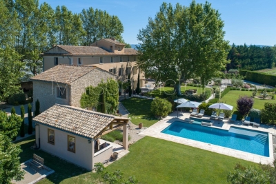 Maison &agrave; vendre &agrave; L'ISLE-SUR-LA-SORGUE  - 14 pi&egrave;ces - 546 m&sup2; 