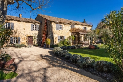 Maison &agrave; vendre &agrave; TAILLADES  - 10 pi&egrave;ces - 362 m&sup2; 