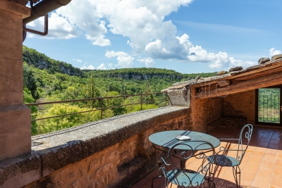 House for sale in SAIGNON   - 203 m&sup2; 