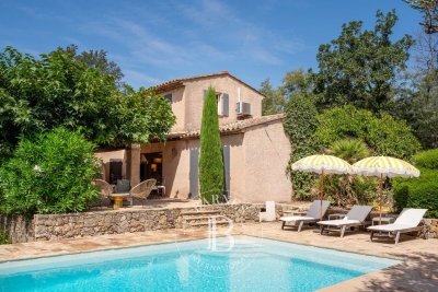 Maison &agrave; vendre &agrave; GRIMAUD  - 6 pi&egrave;ces - 140 m&sup2; 