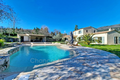 Maison &agrave; vendre &agrave; GRASSE  - 5 pi&egrave;ces - 164 m&sup2; 