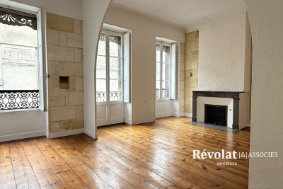 Appartement &agrave; vendre &agrave; BORDEAUX  - 4 pi&egrave;ces - 98 m&sup2; 