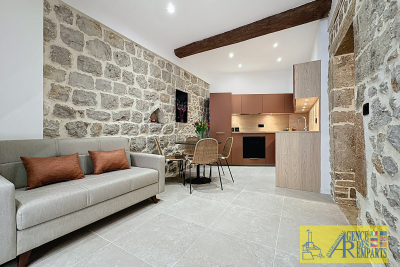 Maison &agrave; vendre &agrave; ANTIBES  - 4 pi&egrave;ces - 75 m&sup2; 