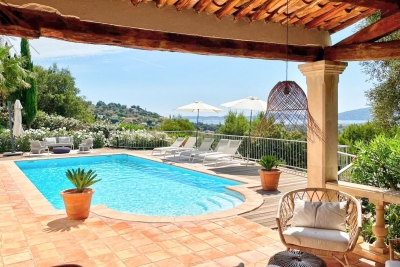 Maison &agrave; vendre &agrave; GRIMAUD  - 7 pi&egrave;ces - 226 m&sup2; 