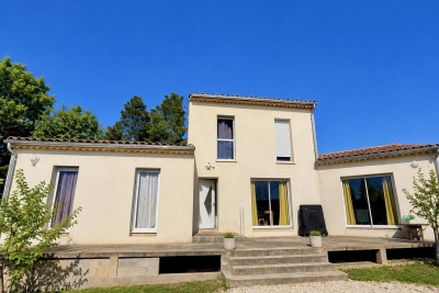 Maison &agrave; vendre &agrave; immobilier FOISSAC  - 6 pi&egrave;ces - 160 m&sup2; 