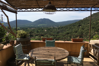 House for sale in PLAN-DE-LA-TOUR  - 7 rooms - 144 m&sup2; 