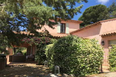 Maison &agrave; vendre &agrave; LE PLAN-DE-LA-TOUR  - 4 pi&egrave;ces - 125 m&sup2; 