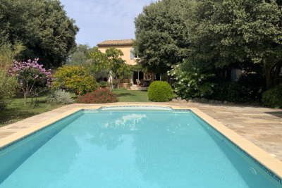 Maison &agrave; vendre piscine sud jardin gard 