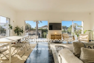 Maison &agrave; vendre &agrave; CARRY-LE-ROUET  - 6 pi&egrave;ces - 160 m&sup2; 