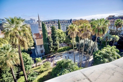 Appartement &agrave; vendre &agrave; NICE  - 8 pi&egrave;ces - 138 m&sup2; 