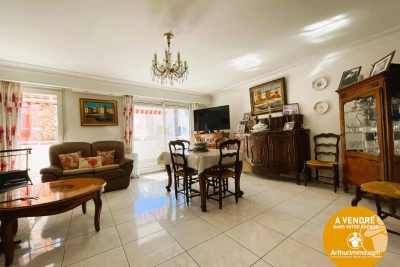 Appartement &agrave; vendre &agrave; LE LAVANDOU  - 3 pi&egrave;ces - 82 m&sup2; 