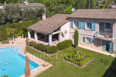 Maison &agrave; vendre &agrave; MOUGINS  - 6 pi&egrave;ces - 175 m&sup2; 