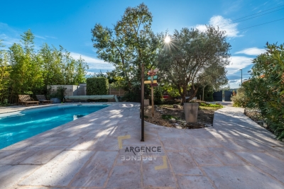 Maison &agrave; vendre &agrave; PRADES-LE-LEZ  - 7 pi&egrave;ces - 186 m&sup2; 
