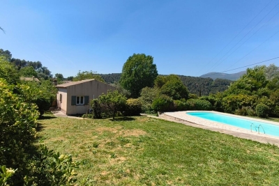 Maison &agrave; vendre &agrave; VENCE  - 6 pi&egrave;ces - 186 m&sup2; 