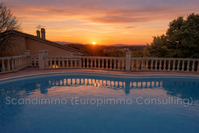 Maison &agrave; vendre &agrave; CARCÈS  - 6 pi&egrave;ces - 150 m&sup2; 