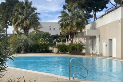 Appartement &agrave; louer &agrave; ANTIBES  - 4 pi&egrave;ces - 79 m&sup2; 