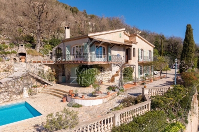 House for sale in ST-JEANNET  - 7 rooms  