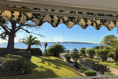 Apartment for sale in CANNES  - 4 rooms - 148 m&sup2; 