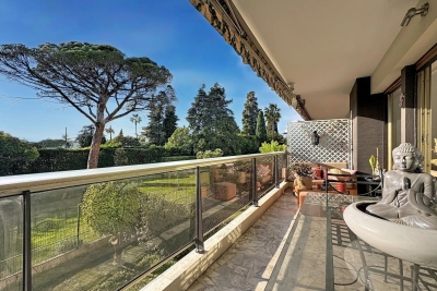 Apartment for sale in CANNES  - 4 rooms - 109 m&sup2; 