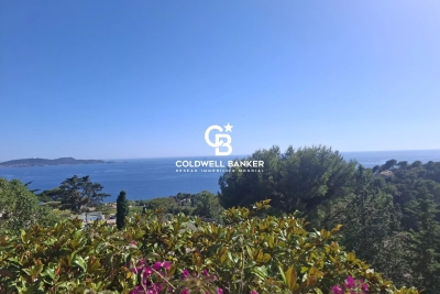 Maison &agrave; vendre &agrave; CARQUEIRANNE  - 6 pi&egrave;ces - 155 m&sup2; 