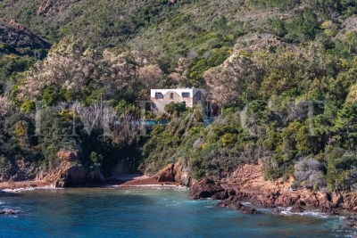 Maison &agrave; vendre &agrave; ST-RAPHAËL   - 350 m&sup2; 