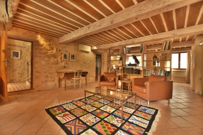 Maison &agrave; vendre &agrave; VALBONNE  - 6 pi&egrave;ces - 171 m&sup2; 