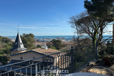 Maison &agrave; vendre &agrave; SÈTE  - 8 pi&egrave;ces - 200 m&sup2; 