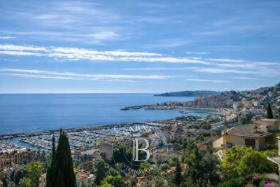 House for sale in MENTON  - 6 rooms - 208 m&sup2; 