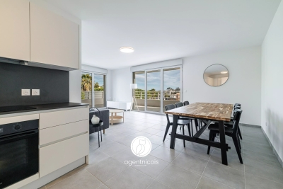 Appartement &agrave; vendre terrasse cagnes sur mer 