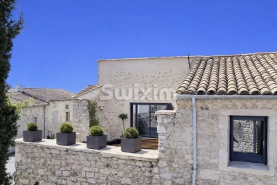 Maison &agrave; vendre &agrave; GRIGNAN  - 5 pi&egrave;ces - 266 m&sup2; 