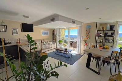 Apartment for sale in GRASSE  - 3 rooms - 76 m&sup2; 