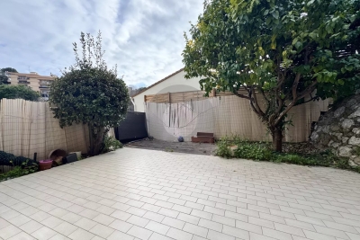 Appartement &agrave; vendre &agrave; ROQUEBRUNE-CAP-MARTIN  - 4 pi&egrave;ces - 76 m&sup2; 