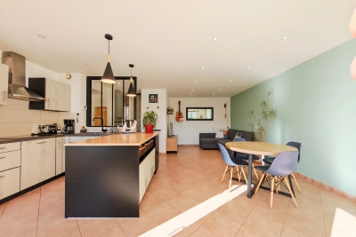 House for sale in CAGNES-SUR-MER  - 4 rooms - 88 m&sup2; 