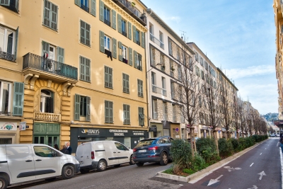 Apartment for sale in NICE  - 3 rooms - 54 m&sup2; 