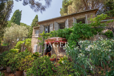 Maison &agrave; vendre &agrave; GRIMAUD Peyron-Saint Sebastien - 5 pi&egrave;ces - 150 m&sup2; 