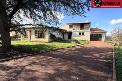 Maison &agrave; vendre &agrave; TESSON  - 9 pi&egrave;ces - 230 m&sup2; 