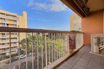 Appartement &agrave; vendre &agrave; MARSEILLE 12EME  - 4 pi&egrave;ces - 79 m&sup2; 