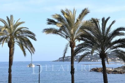 Appartement &agrave; vendre &agrave; ANTIBES  - 3 pi&egrave;ces - 95 m&sup2; 