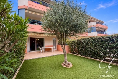 Apartment for sale in FRÉJUS  - 3 rooms - 74 m&sup2; 